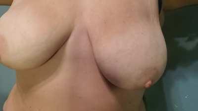 Any fans of MILF 36DDDs