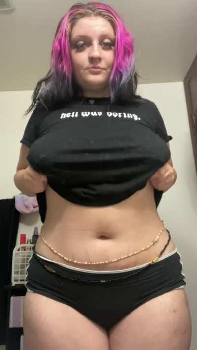 Fuck a thick goth girl