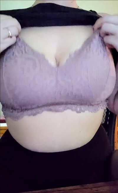 Bet I could give you the best titty fuck with these